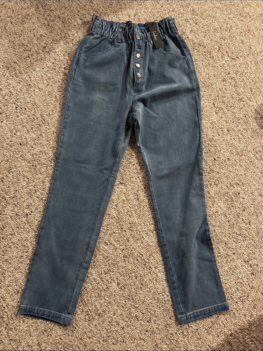 Lulu's Slim Straight Women’s Jeans in Washed Blue with Button Fly